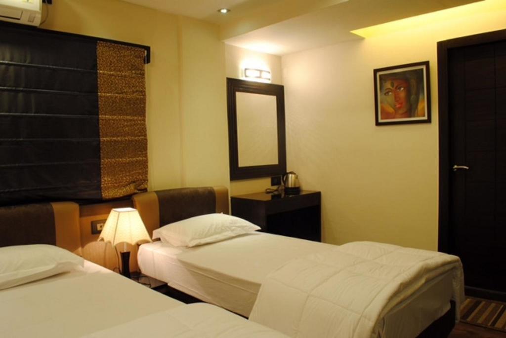 Tangerine Guest House Калькутта Экстерьер фото