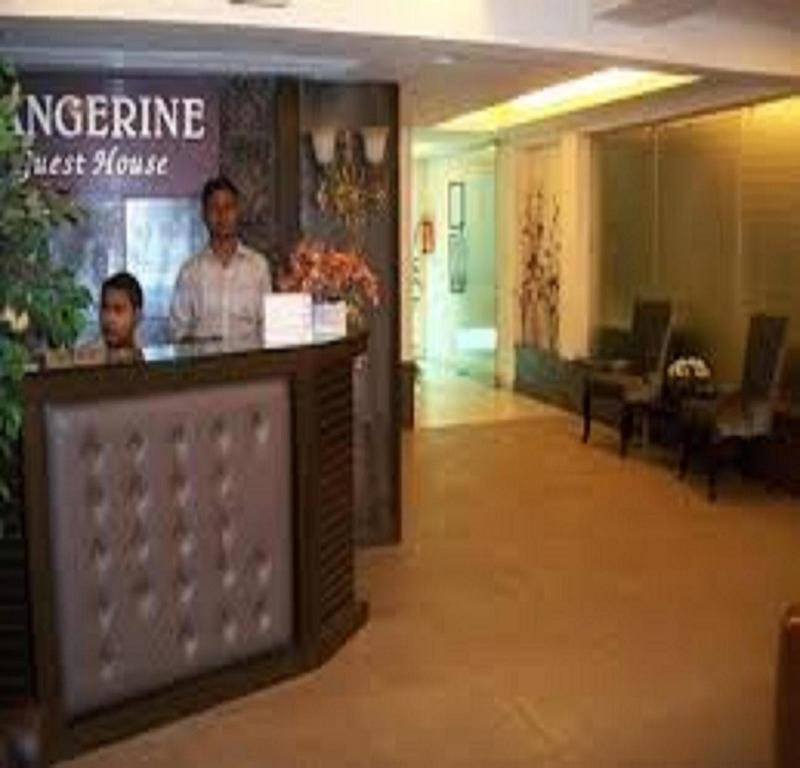 Tangerine Guest House Калькутта Экстерьер фото