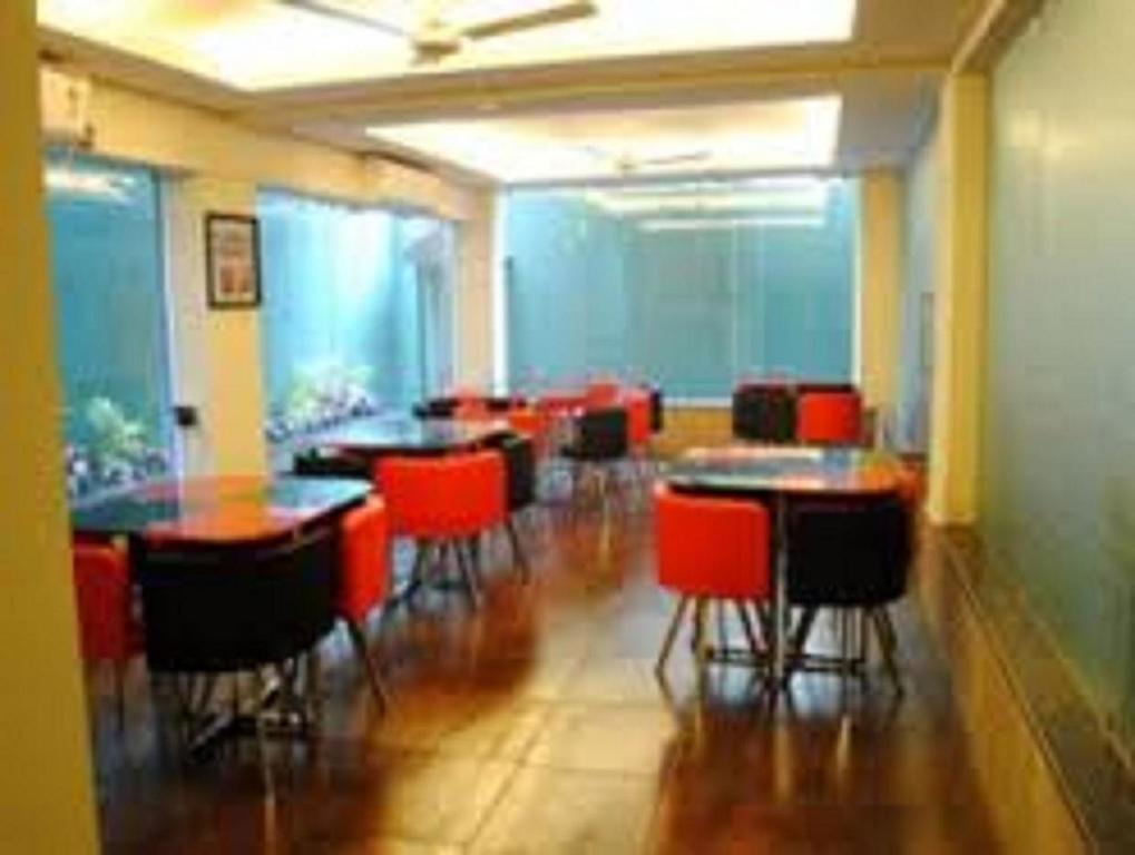 Tangerine Guest House Калькутта Экстерьер фото